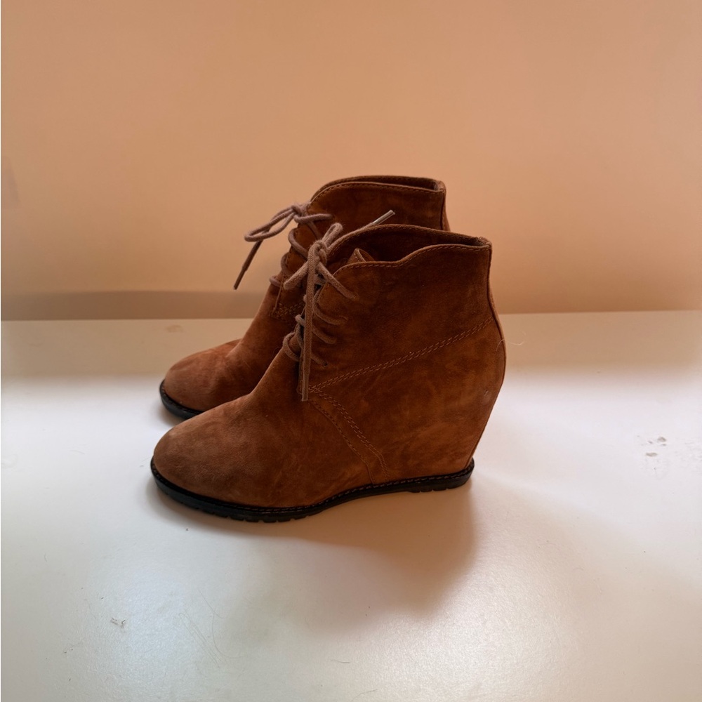 Trask - Brown/tan Suede Wedge Ankle Boots